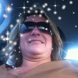 Meet your Posher, Yiriola